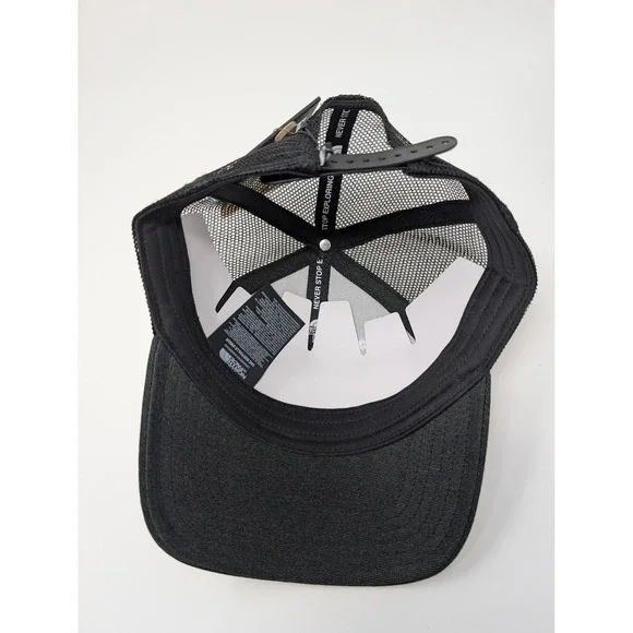 The North Face Mudder Trucker Hat White Black Embroidered Logo Adjustable - Picture 5 of 5